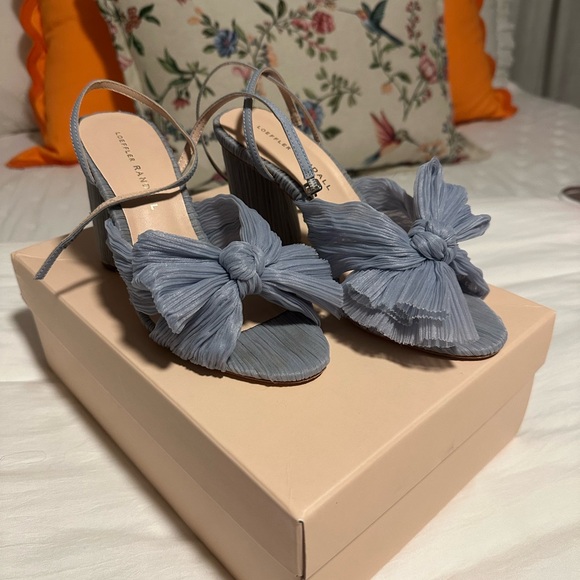 Camellia Blue Pleated Bow Heel - Picture 1 of 5